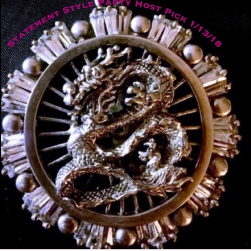 💕HP🐲Vintage Asian Dragon Crystal Silver Necklace